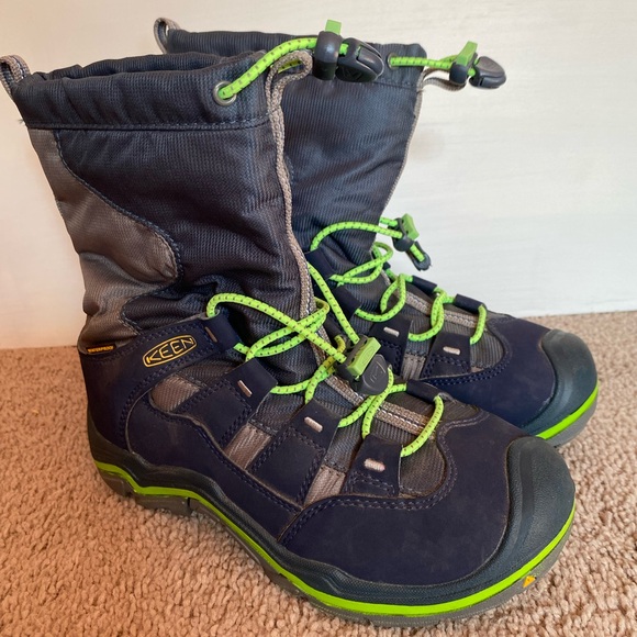 KEEN Kids' Blue and Lime Snow Boots - Picture 1 of 4